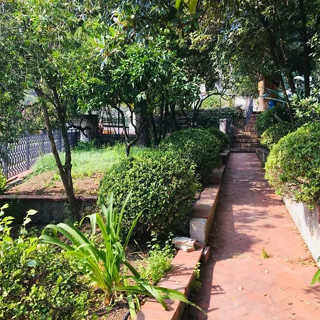 Mina Villa Vietri